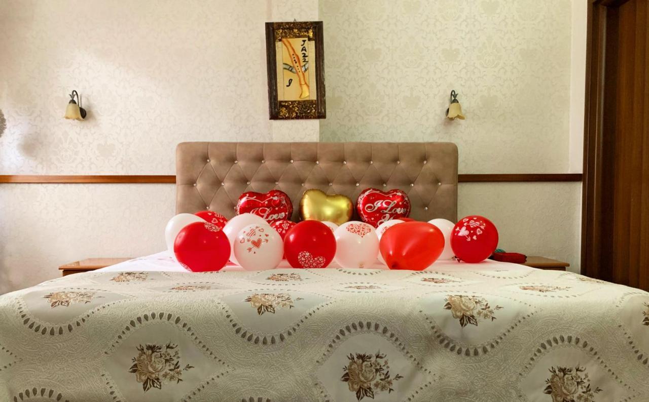 Hotel Villa Tafaj Tiranë Ngoại thất bức ảnh