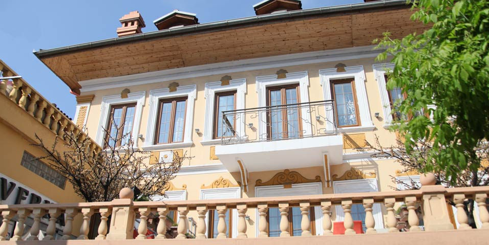Hotel Villa Tafaj Tiranë Ngoại thất bức ảnh