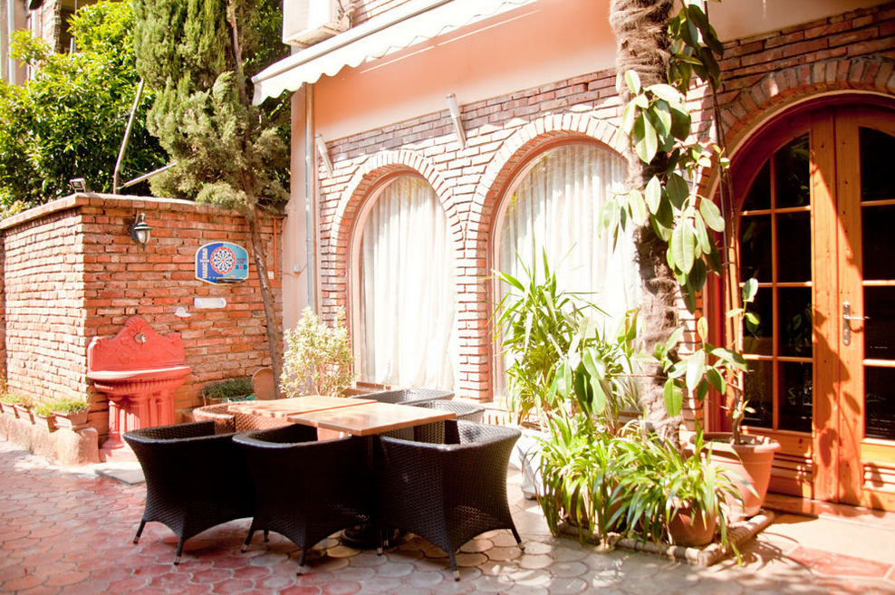 Hotel Villa Tafaj Tiranë Ngoại thất bức ảnh