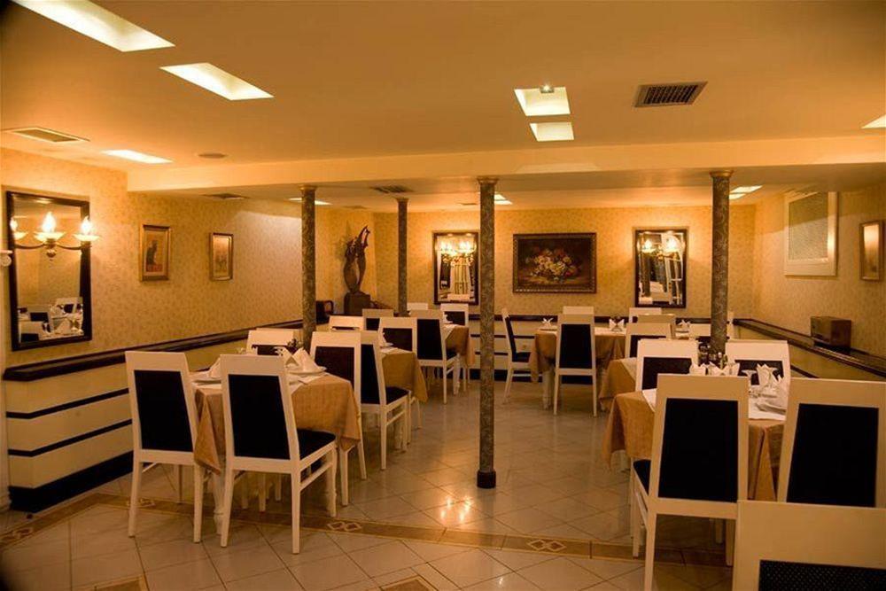 Hotel Villa Tafaj Tiranë Ngoại thất bức ảnh